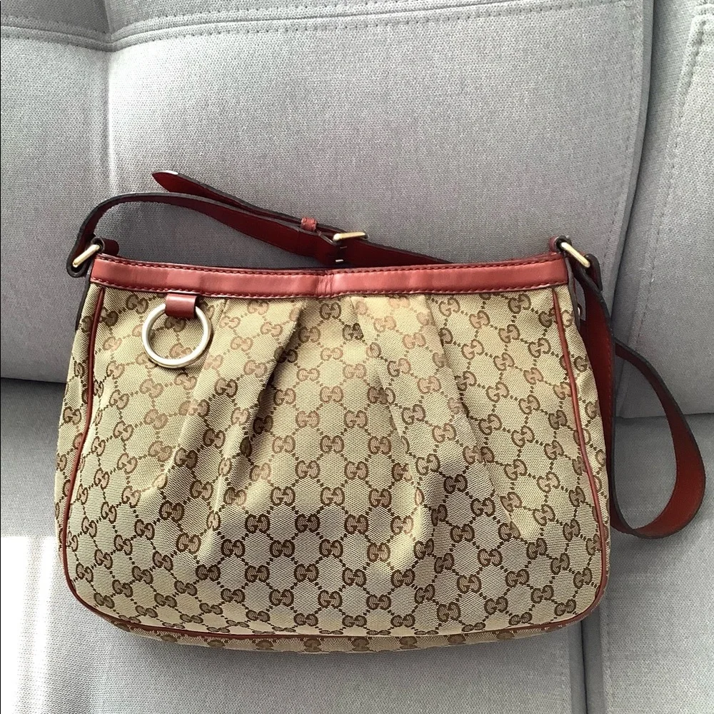 GUCCI canvas GG monogram shoulder bag 🌻 - Picture 2 of 16